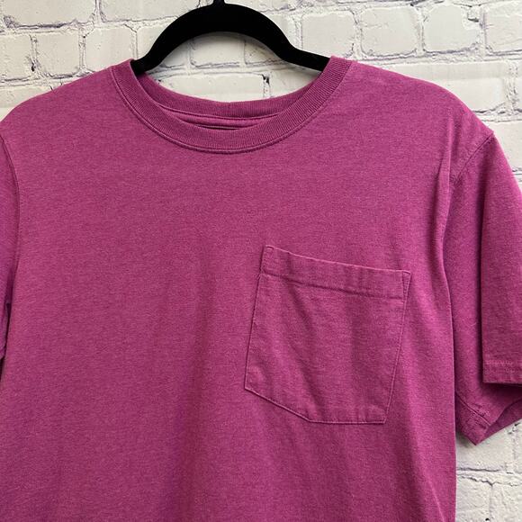 Carhartt Loose Fit T Shirt Purple Medium 8-10 Front Pocket Work Casual - Picture 2 of 5
